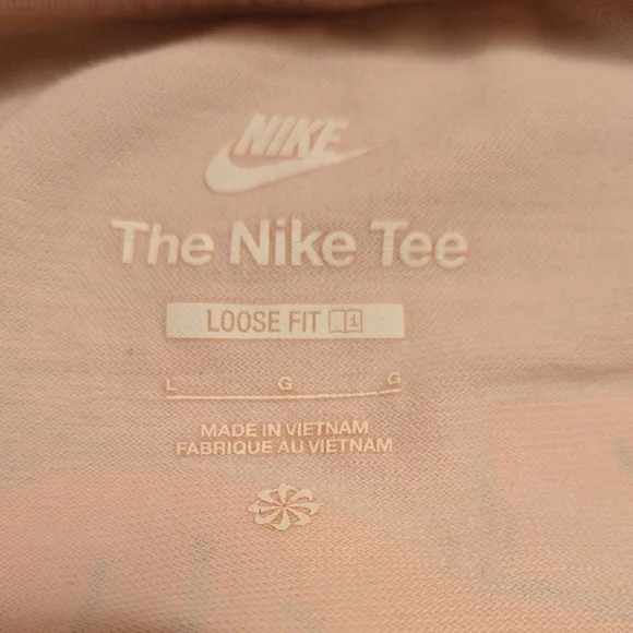 Nike Pink Graphic T-Shirt Artist David Bruce - Picture 2 of 7